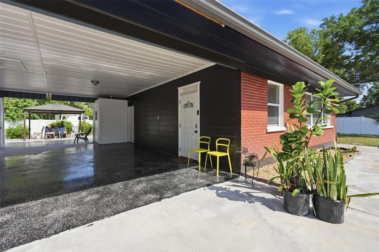 Image 22 of 57 For 10107 Aster Avenue