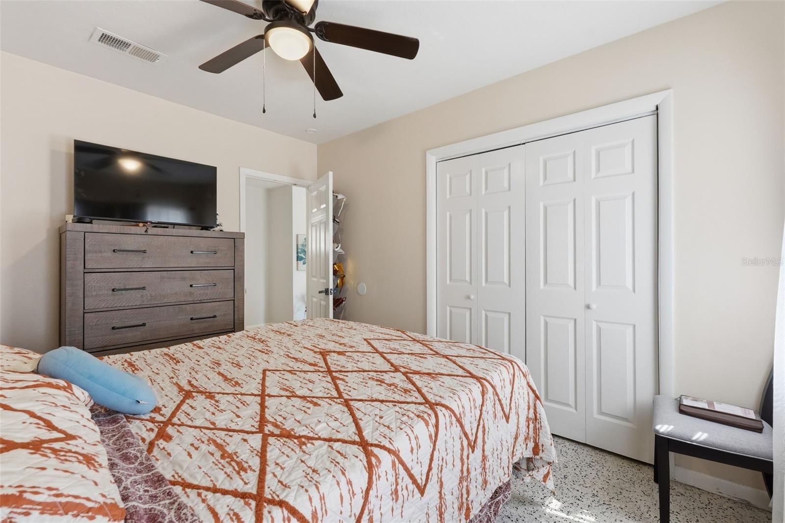 Image 24 of 57 For 10107 Aster Avenue