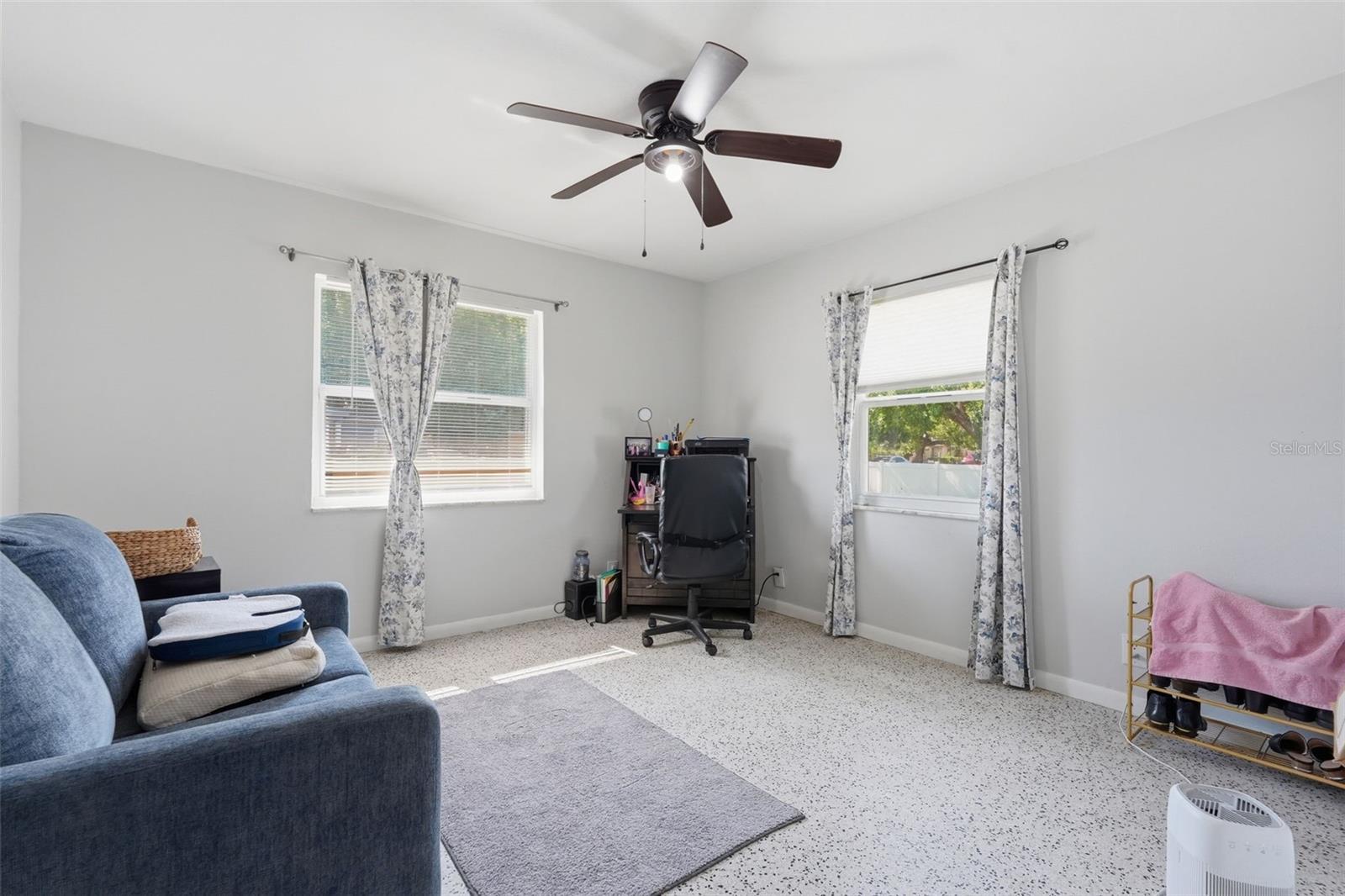 Image 25 of 57 For 10107 Aster Avenue