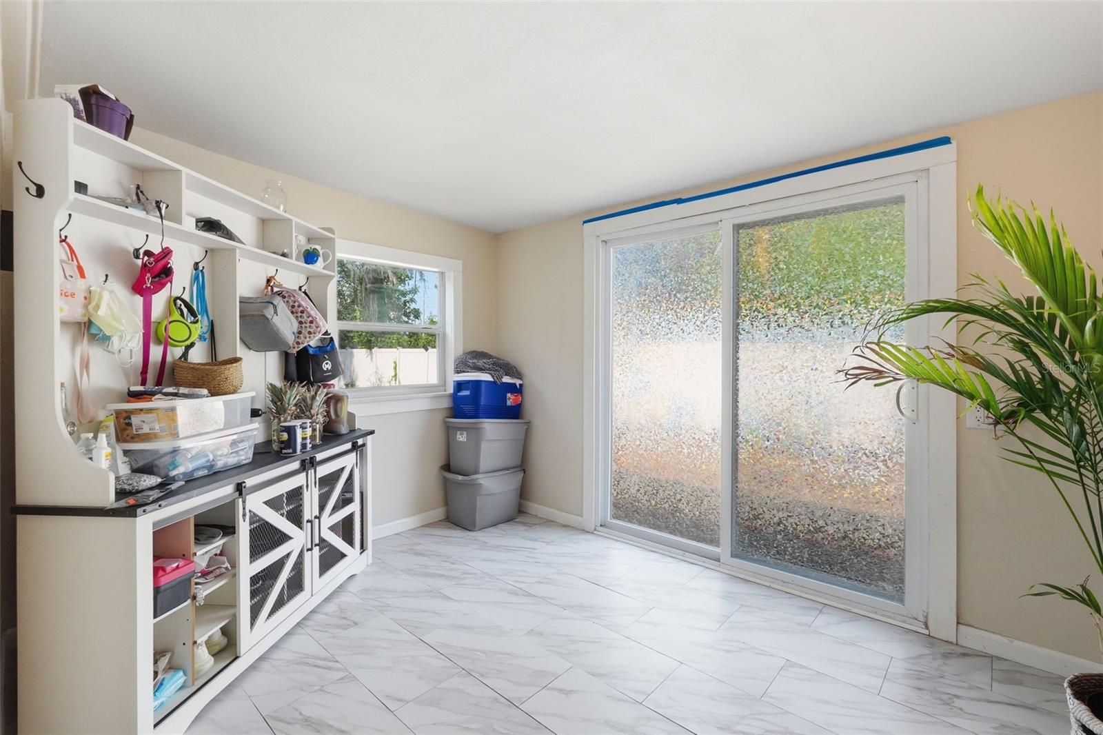 Image 42 of 57 For 10107 Aster Avenue