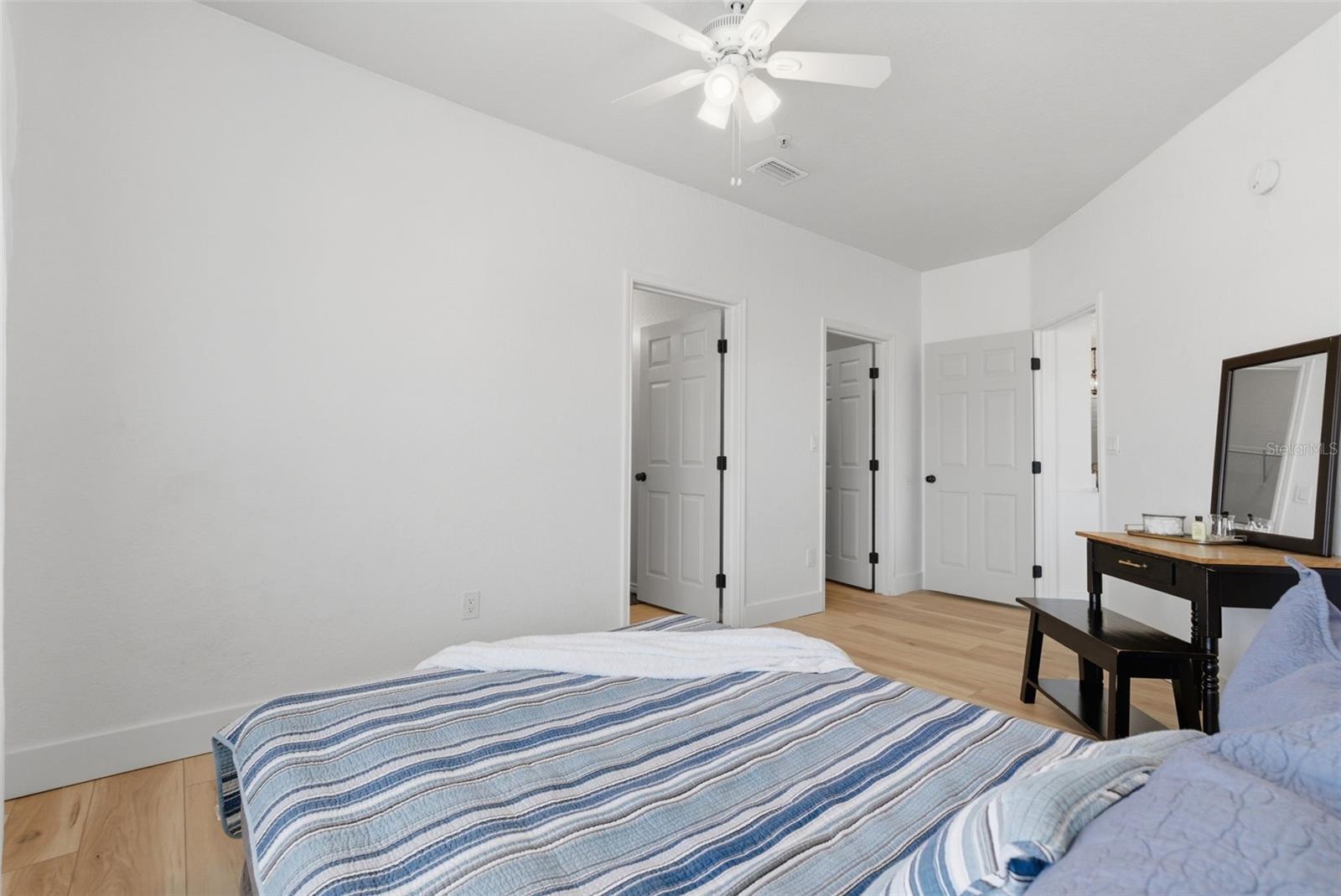 Image 21 of 58 For 4323 Bayside Village Drive 312