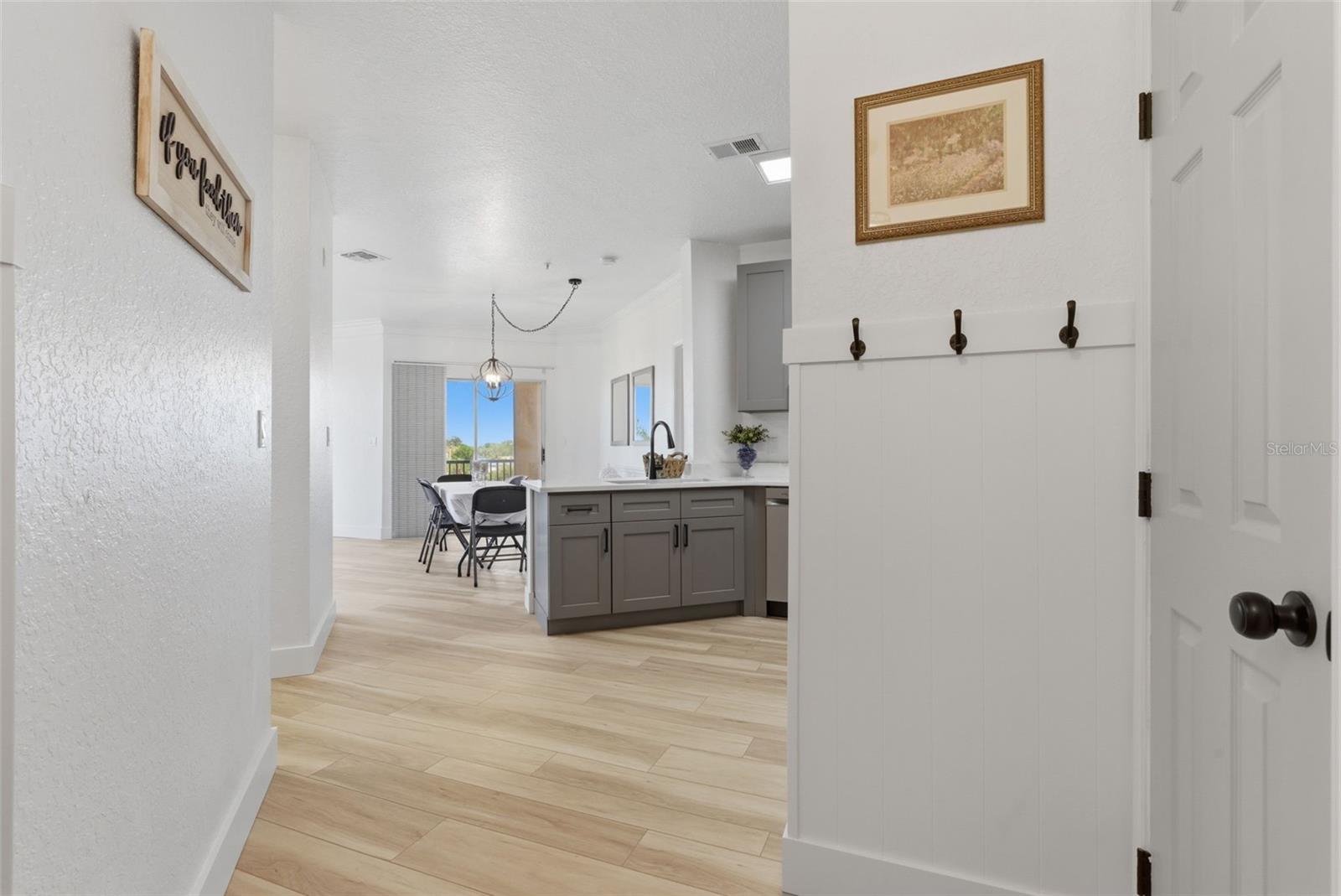 Image 4 of 58 For 4323 Bayside Village Drive 312