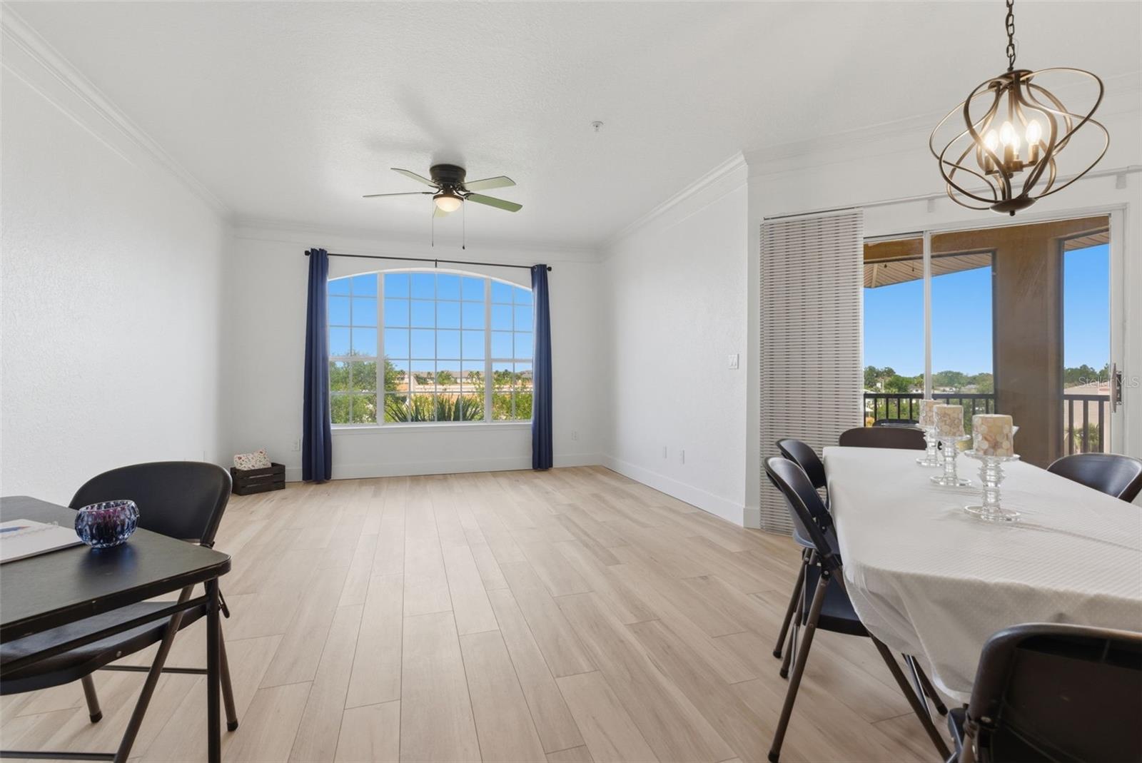 Image 9 of 58 For 4323 Bayside Village Drive 312