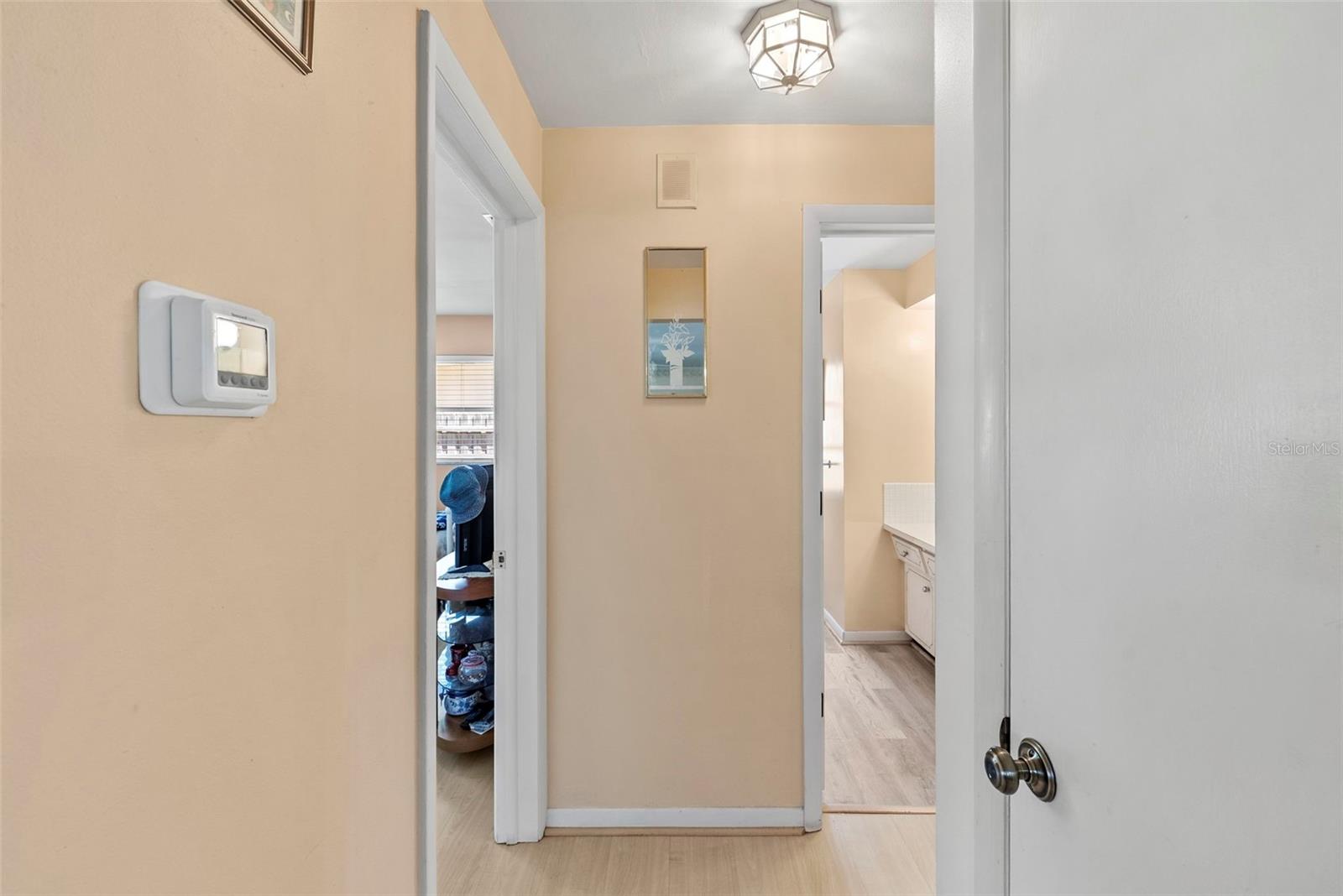 Image 14 of 40 For 1413 Embassy Drive