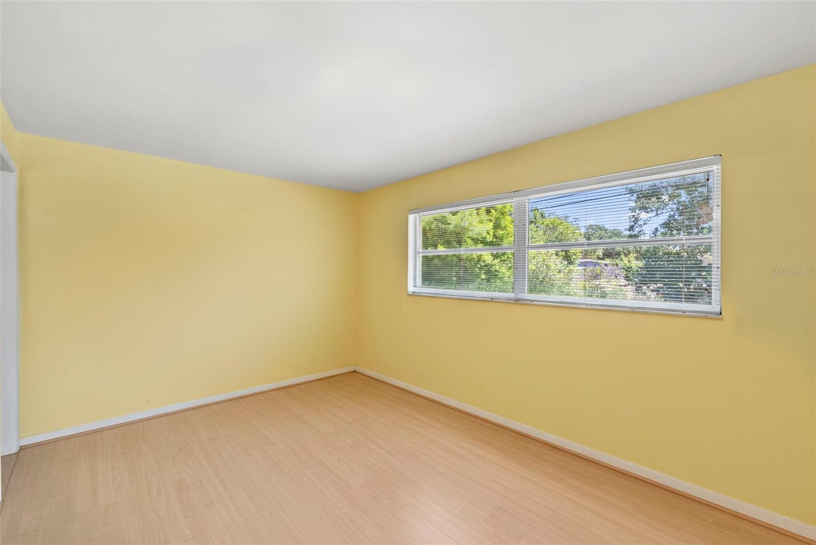 Image 16 of 40 For 1413 Embassy Drive