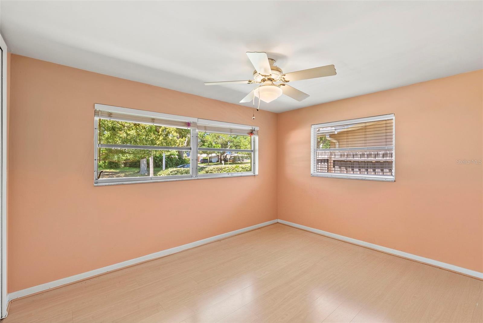 Image 22 of 40 For 1413 Embassy Drive
