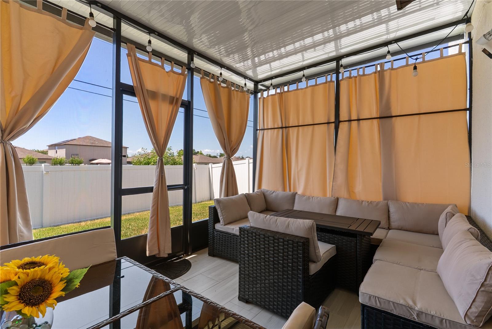 Image 36 of 67 For 10216 Carloway Hills Drive