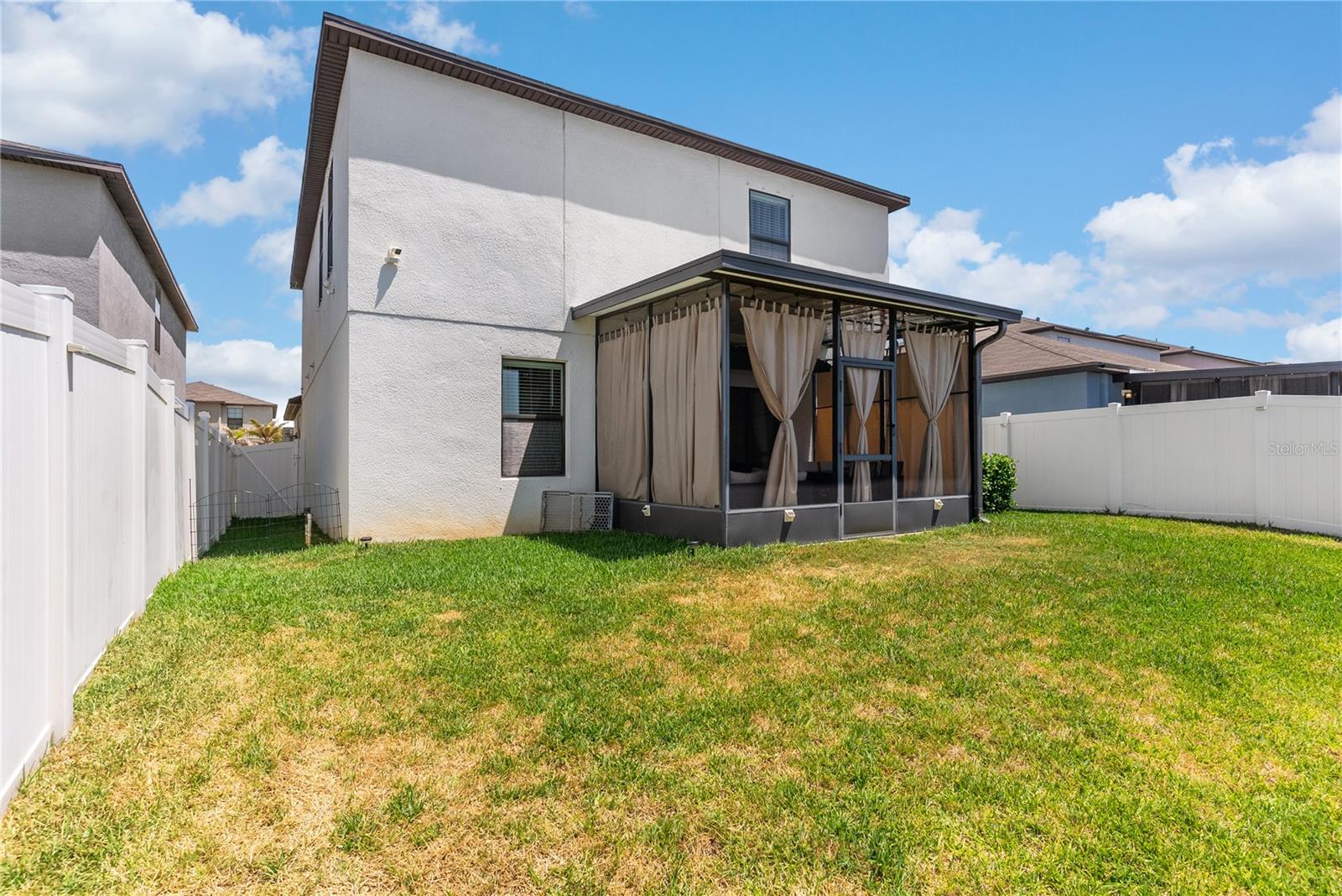 Image 37 of 67 For 10216 Carloway Hills Drive