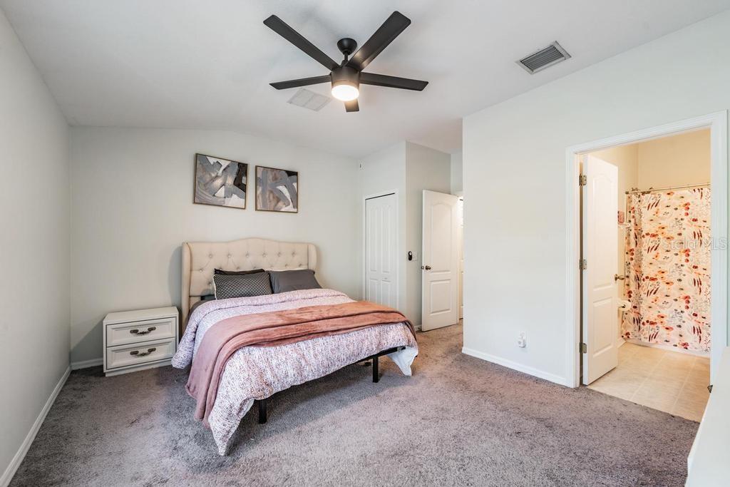 Image 16 of 25 For 12441 Foxmoor Peak Drive