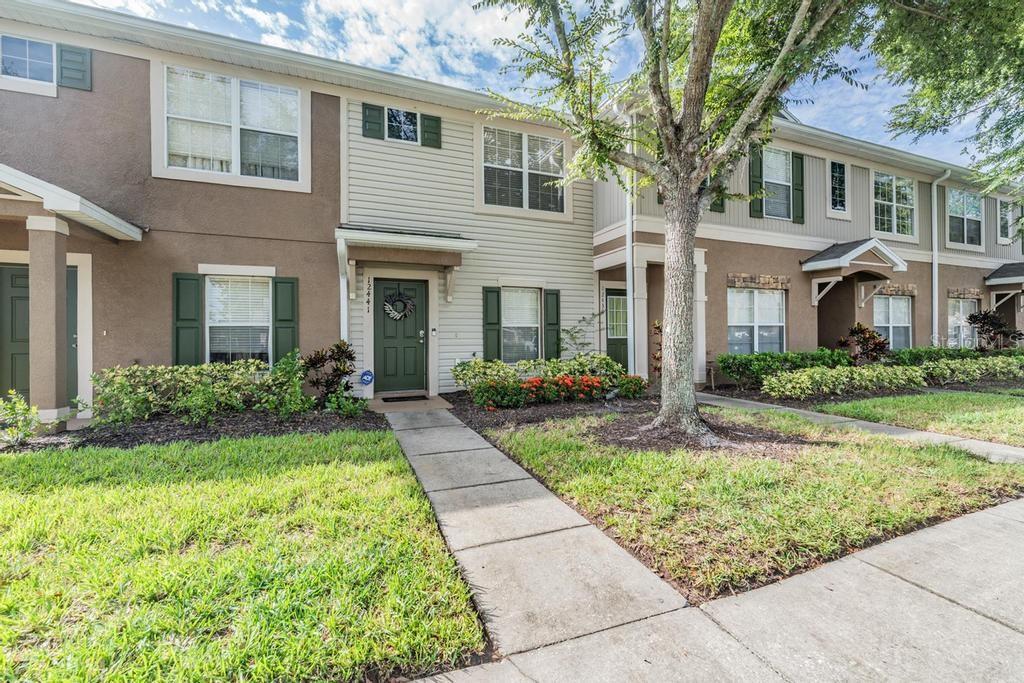 Image 3 of 25 For 12441 Foxmoor Peak Drive