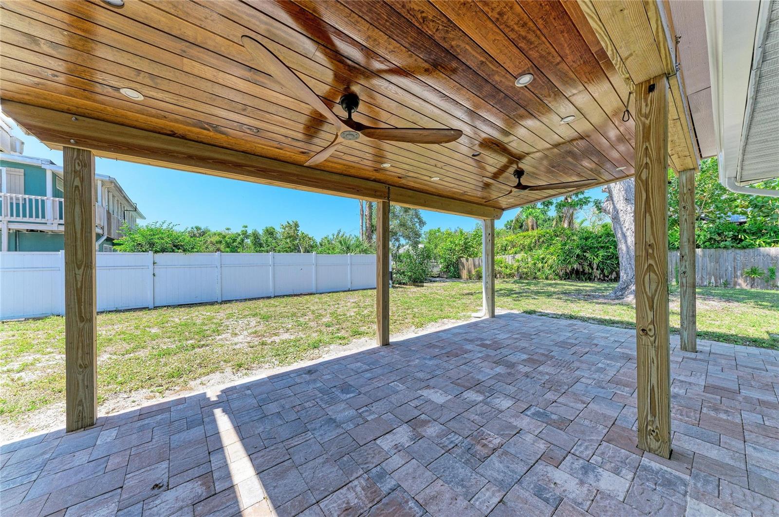 Image 35 of 43 For 2401 10th Street W