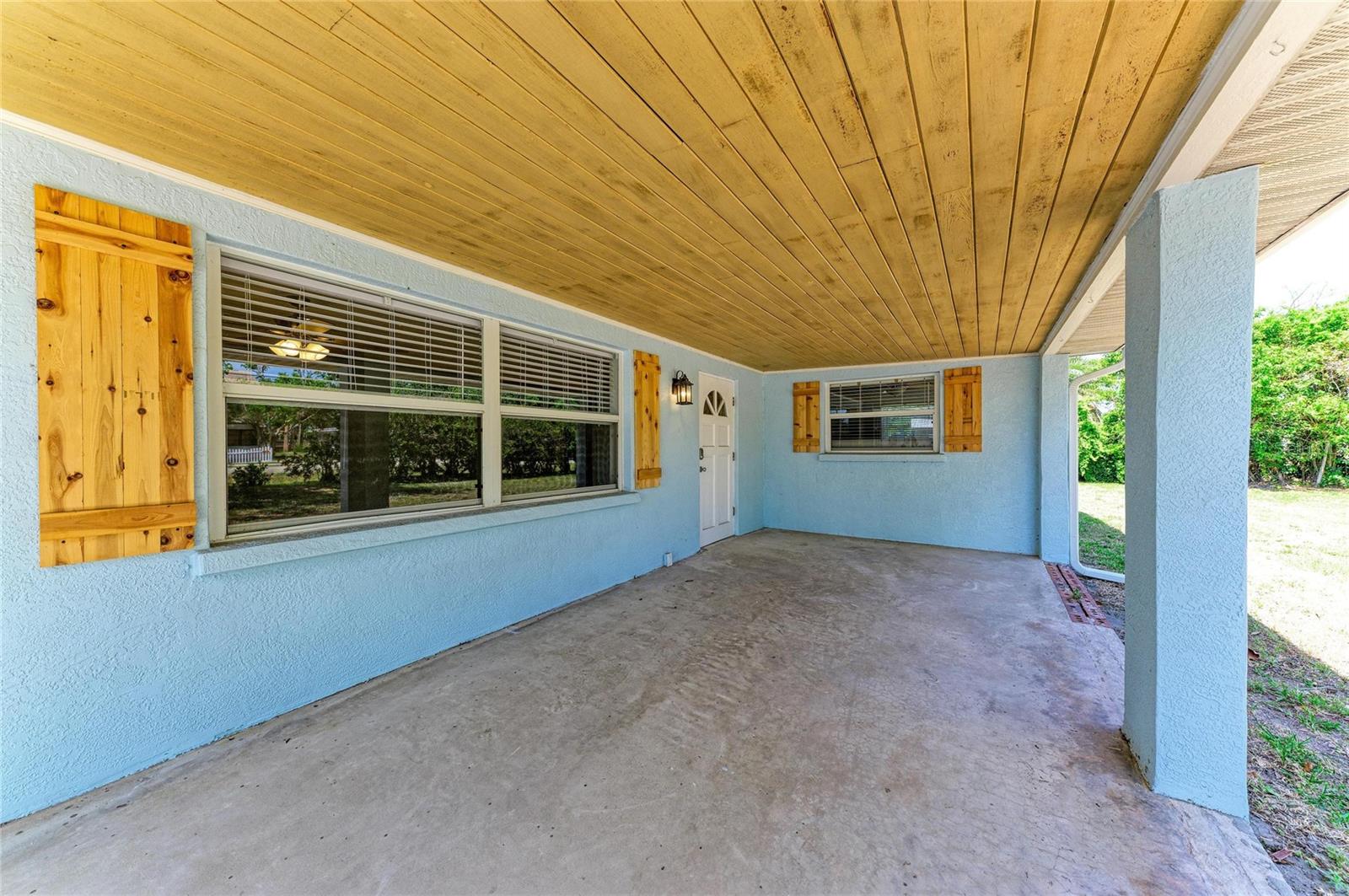 Image 4 of 43 For 2401 10th Street W
