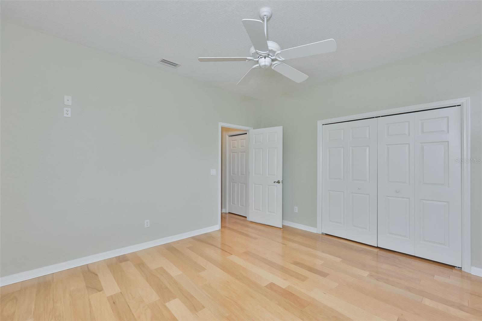 Image 30 of 40 For 1368 Emerald Dunes Drive