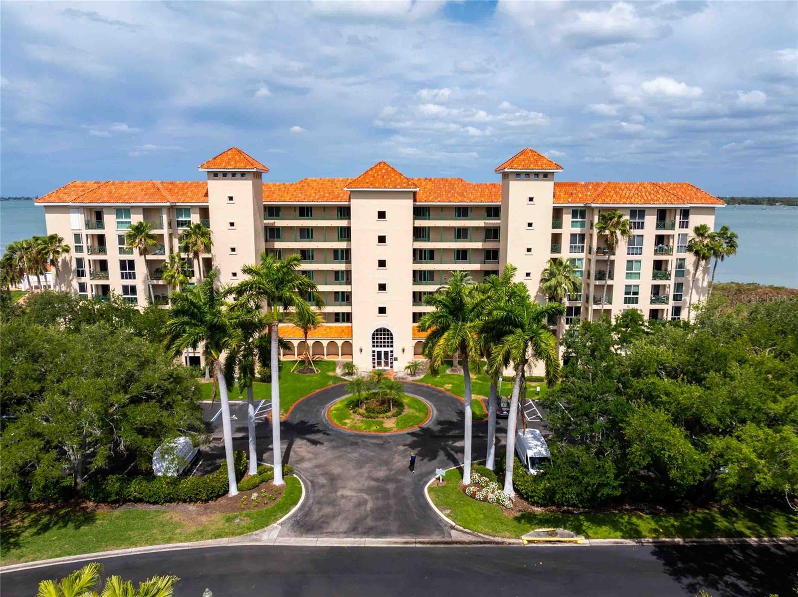 Details for 4737 Dolphin Cay Lane S 407, ST PETERSBURG, FL 33711