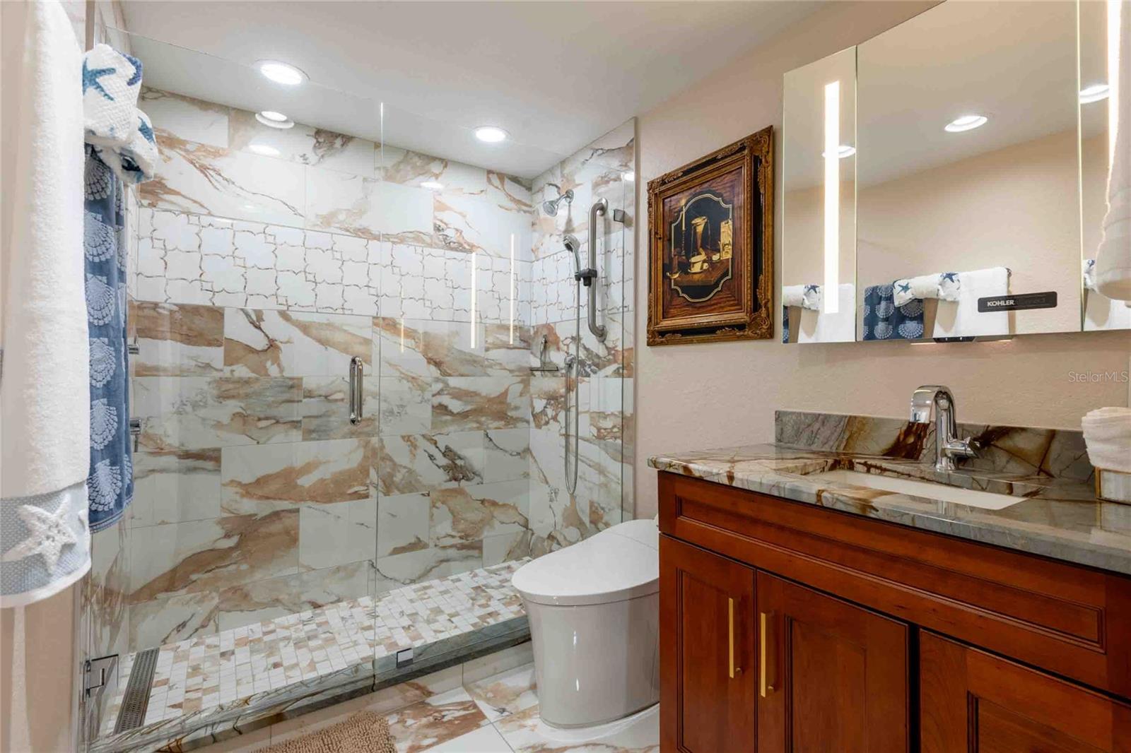Image 21 of 43 For 4737 Dolphin Cay Lane S 407