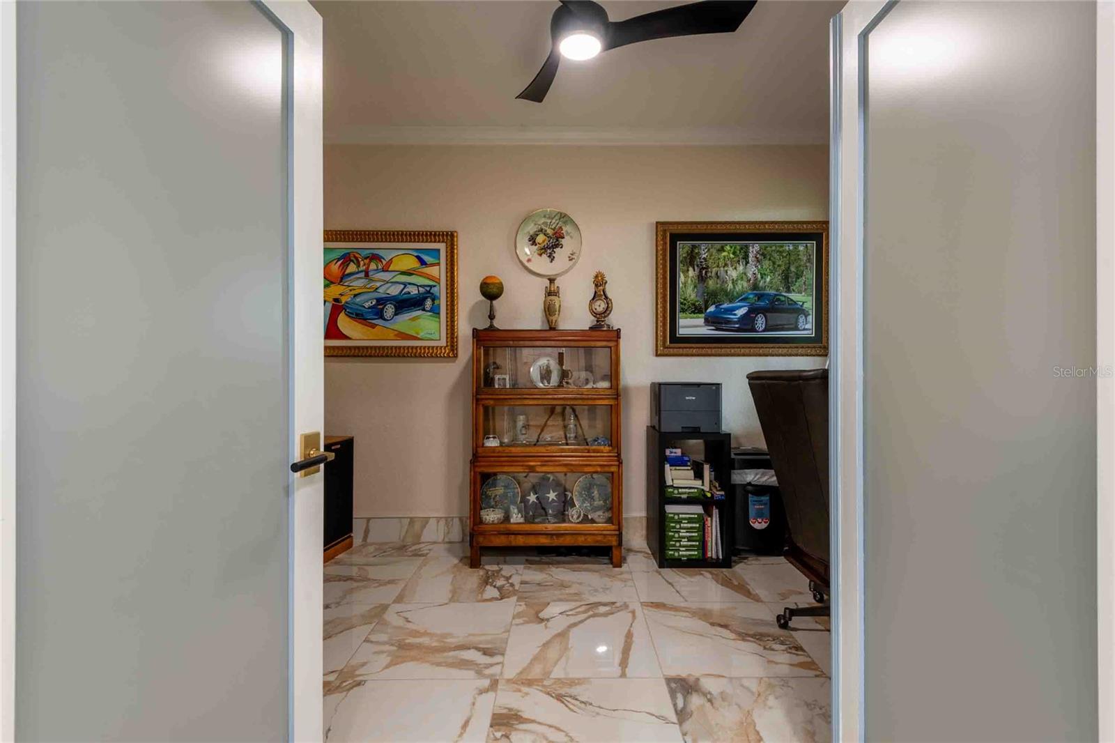 Image 22 of 43 For 4737 Dolphin Cay Lane S 407