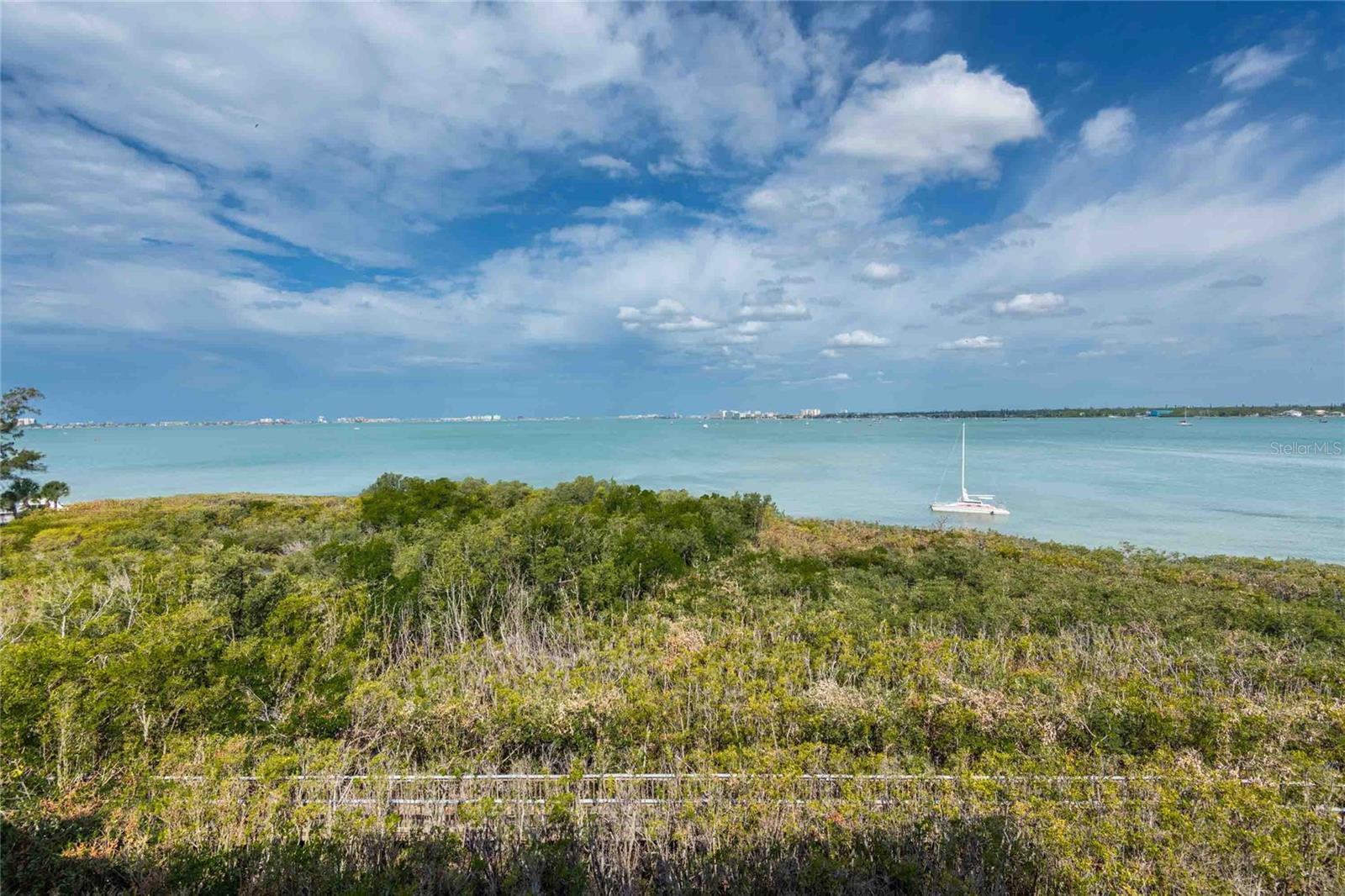 Image 28 of 43 For 4737 Dolphin Cay Lane S 407