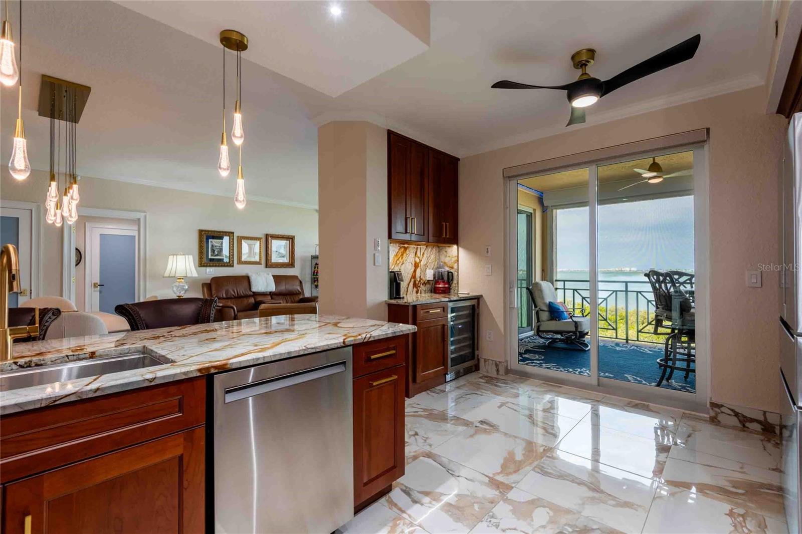Image 9 of 43 For 4737 Dolphin Cay Lane S 407