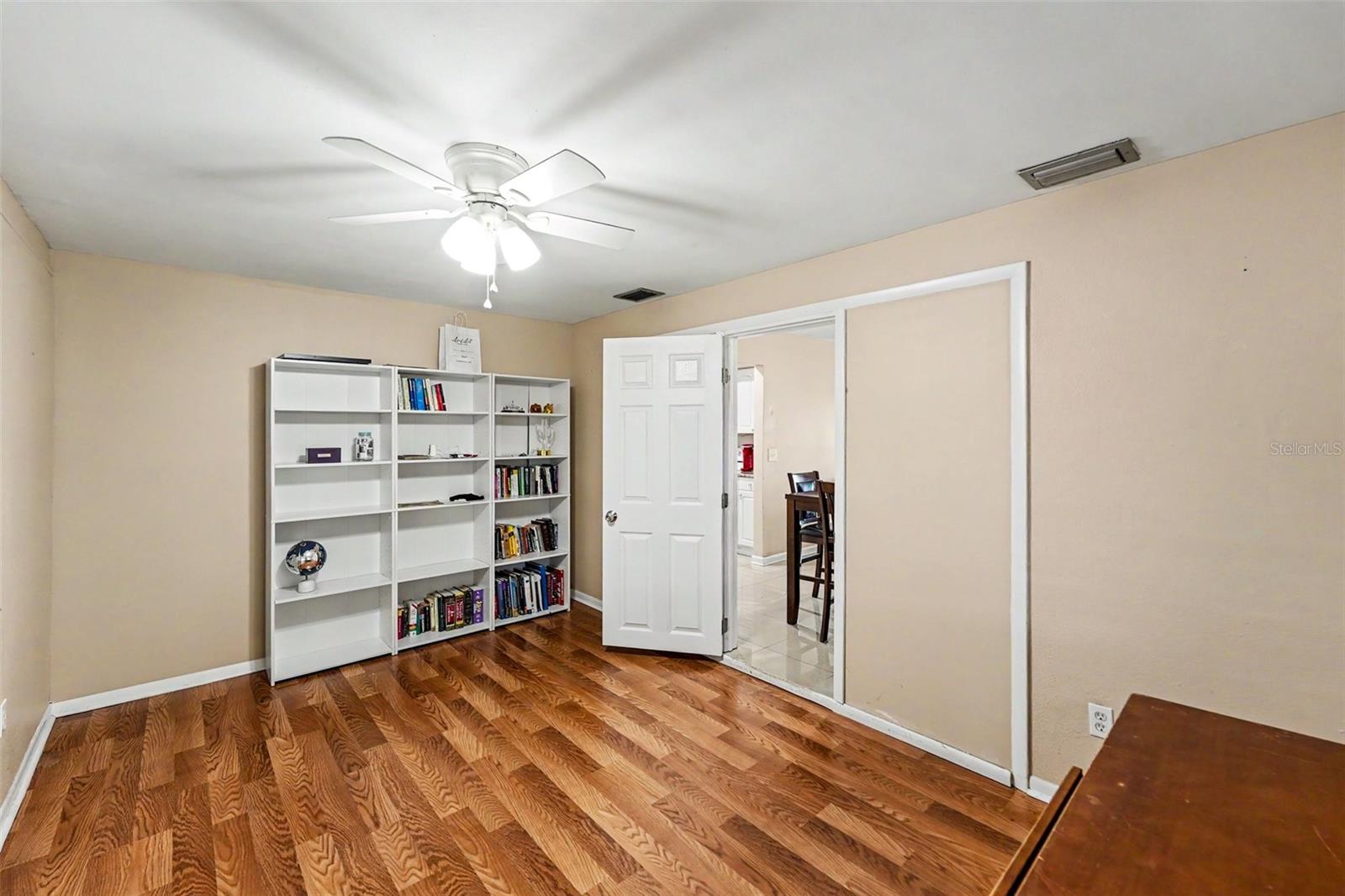 Image 15 of 30 For 106 Maywood Avenue