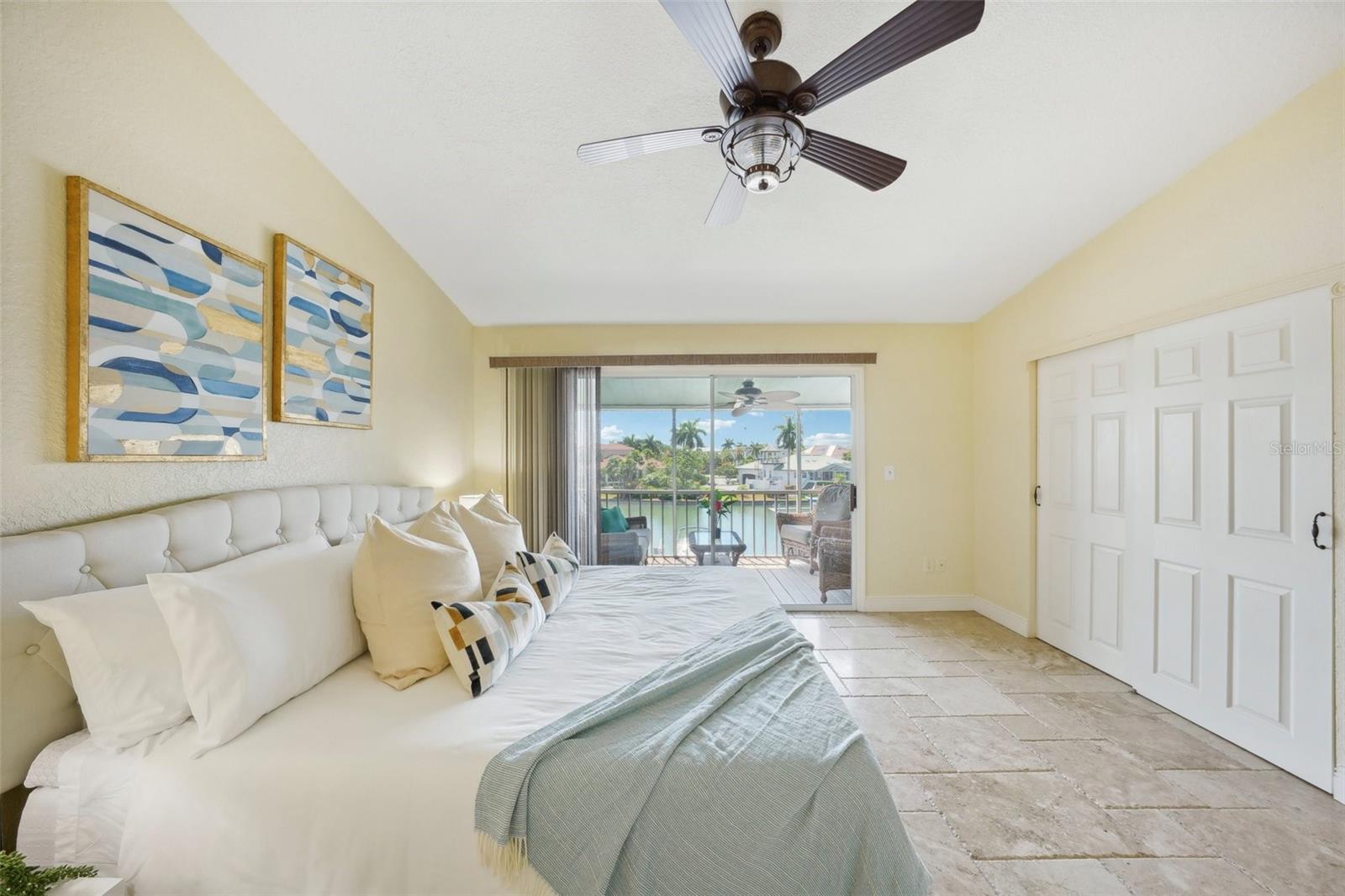 Image 25 of 57 For 637 Pinellas Bayway  105
