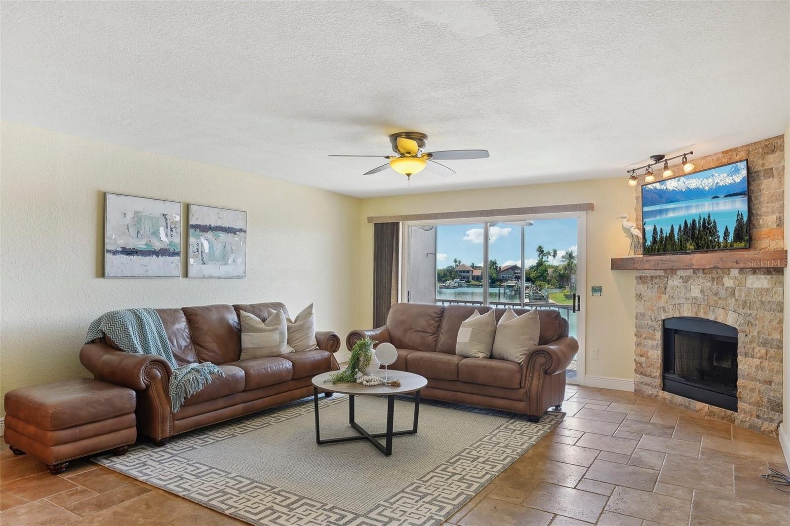 Image 3 of 57 For 637 Pinellas Bayway  105
