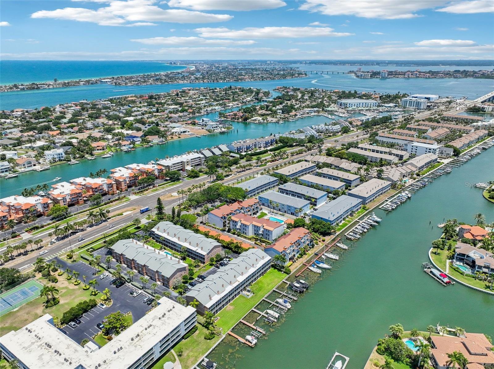 Image 51 of 57 For 637 Pinellas Bayway  105