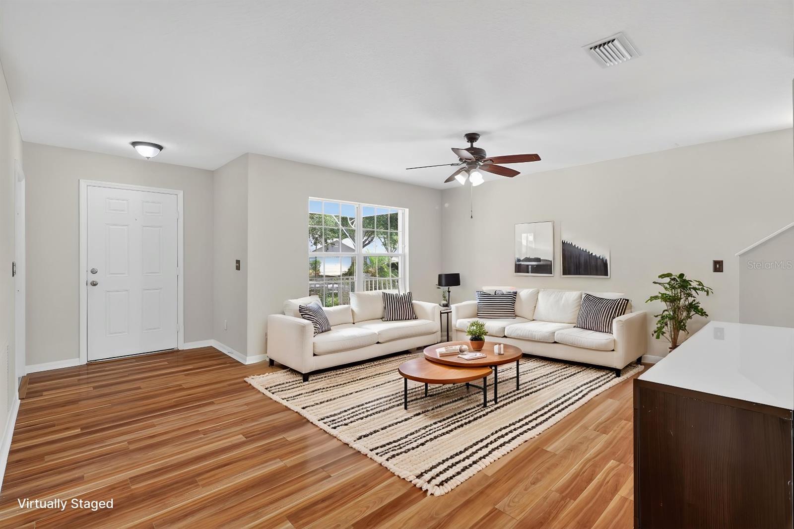 Image 17 of 76 For 2629 Golden Antler Lane