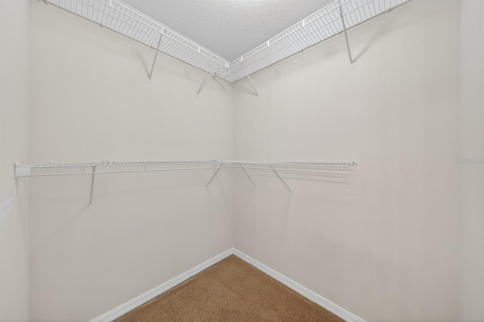 Image 42 of 76 For 2629 Golden Antler Lane