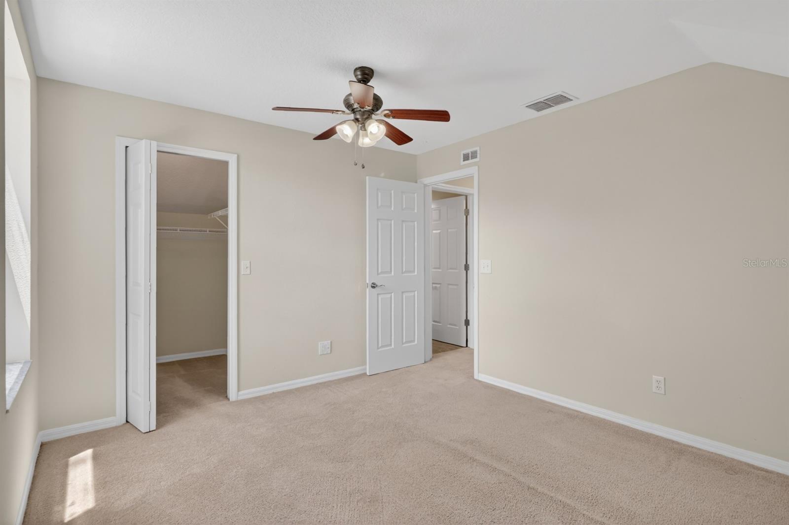 Image 50 of 76 For 2629 Golden Antler Lane