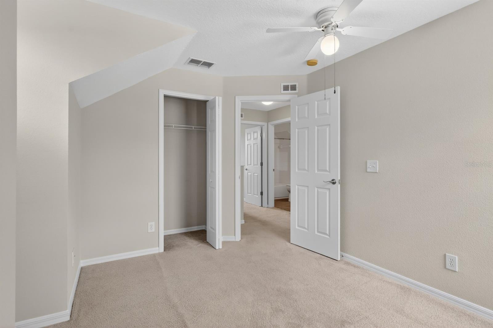 Image 55 of 76 For 2629 Golden Antler Lane