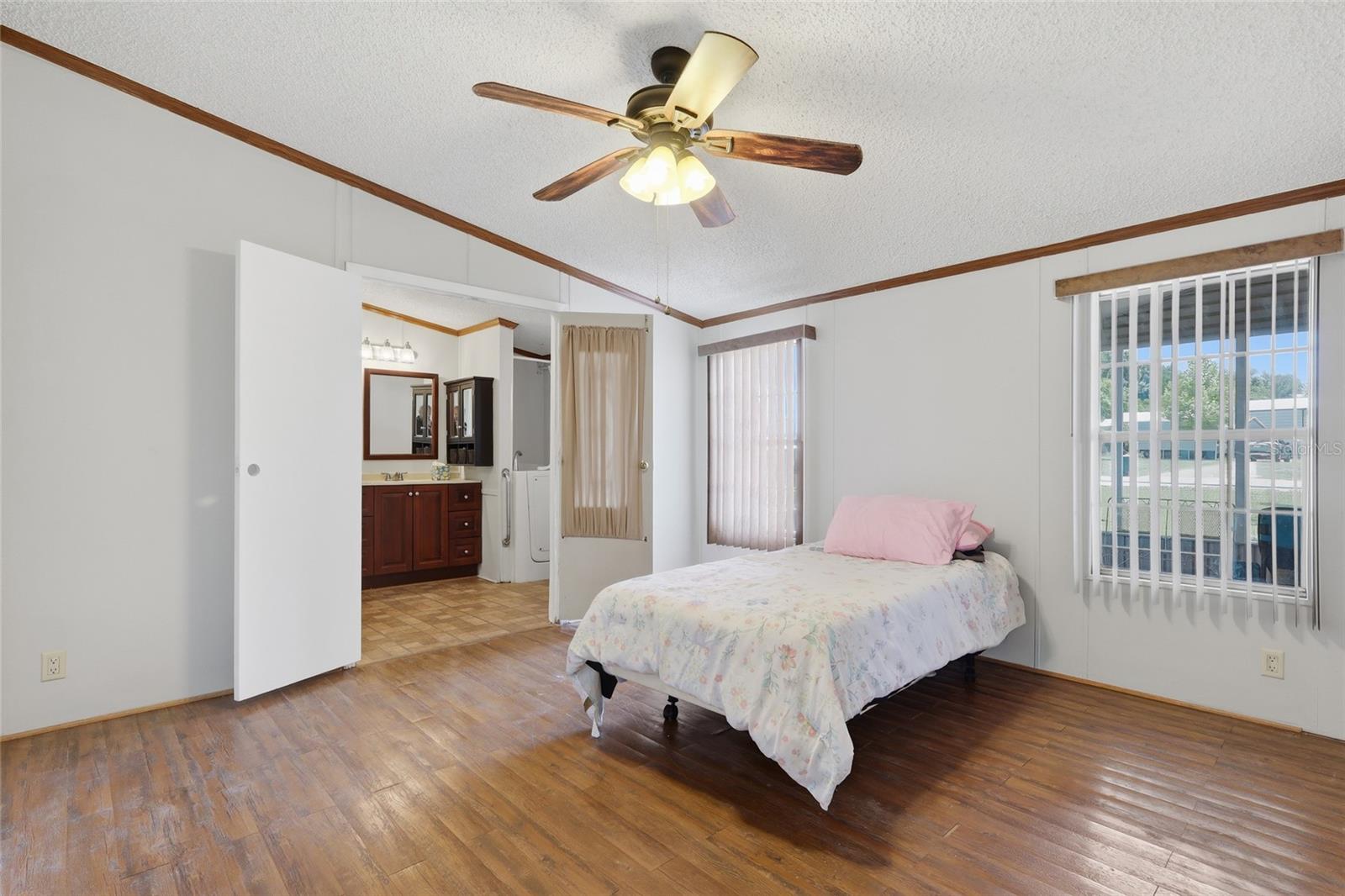 Image 10 of 25 For 14647 Billie Lane