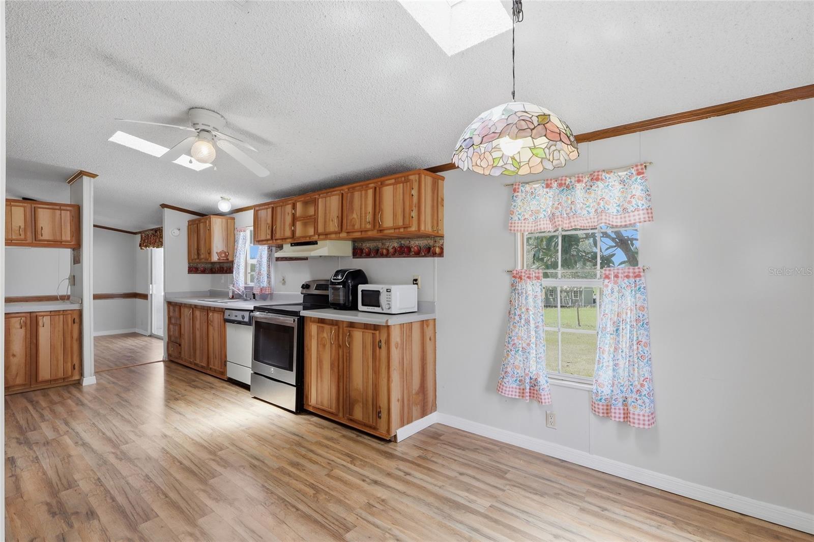 Image 4 of 25 For 14647 Billie Lane