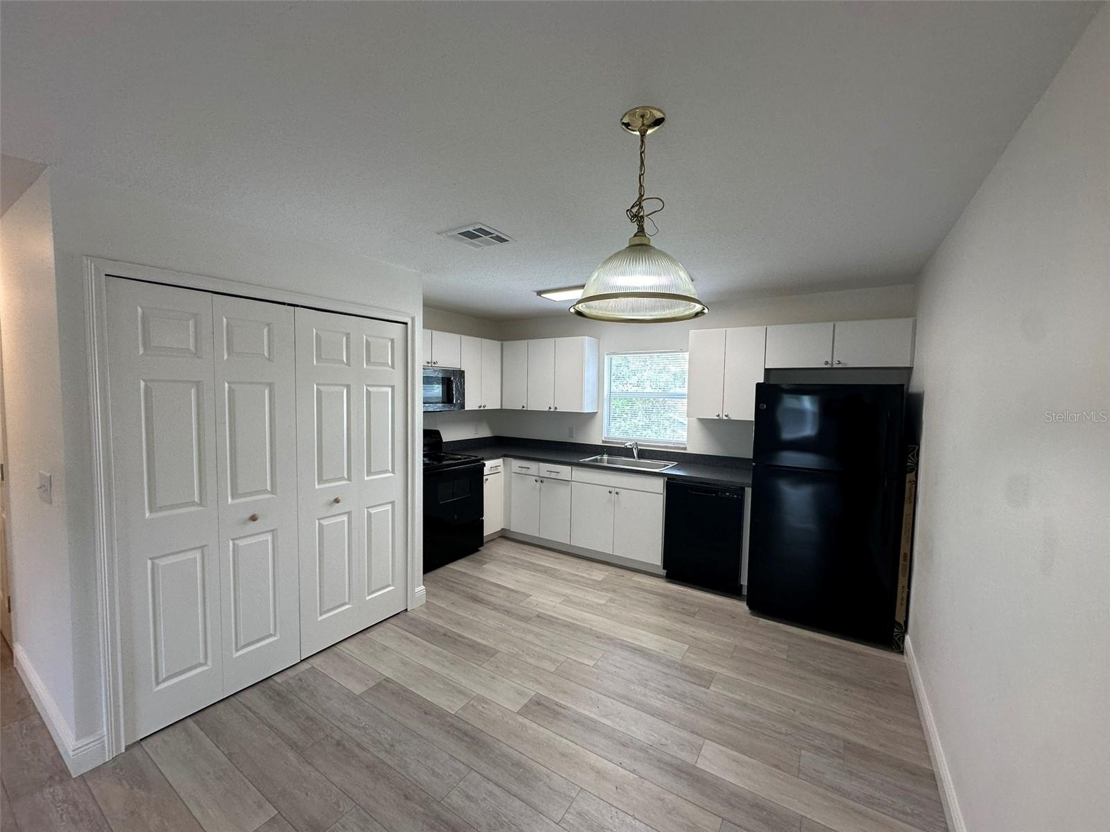 Image 11 of 22 For 3717 56th Street B