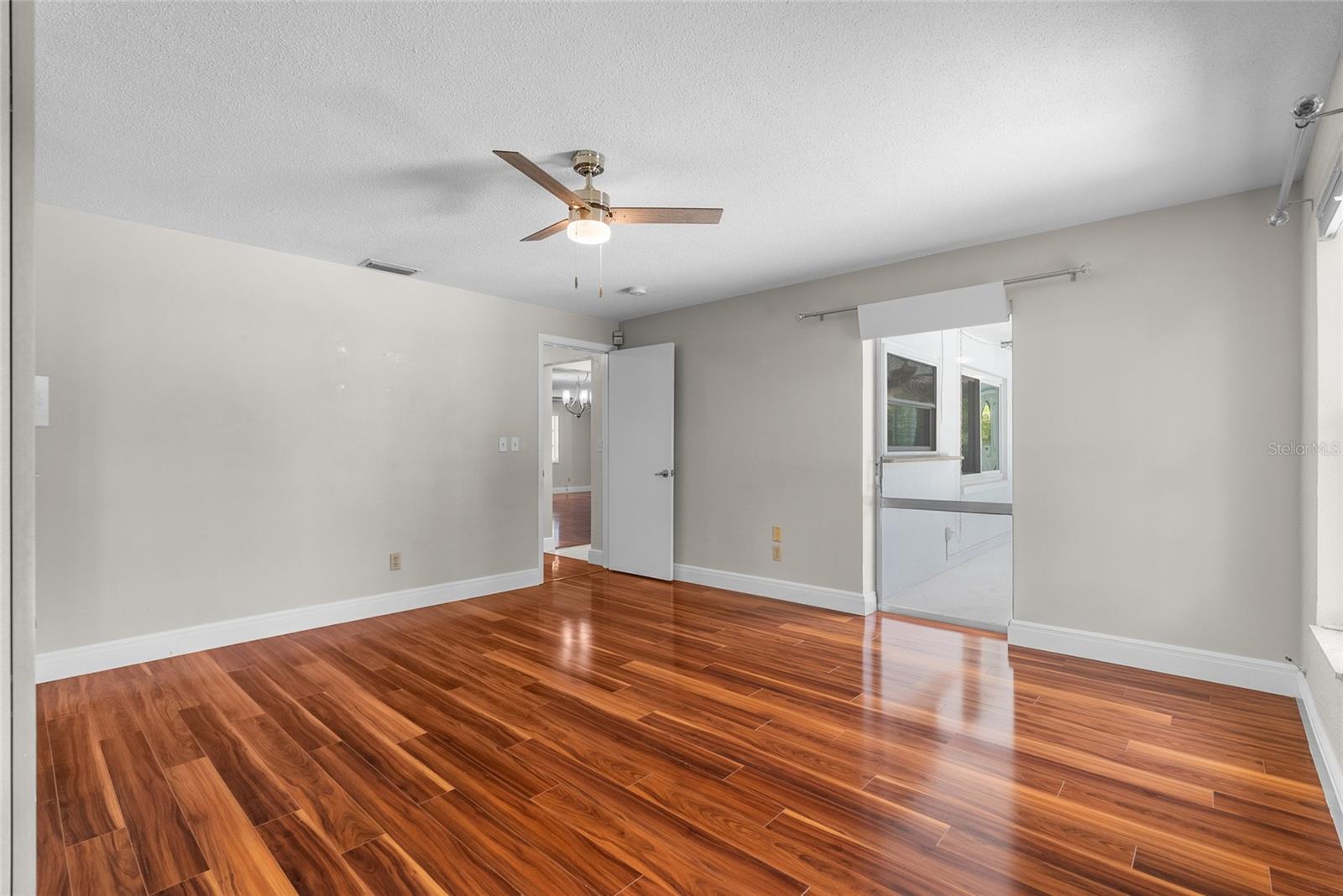 Image 23 of 47 For 1341 Ranchwood Drive