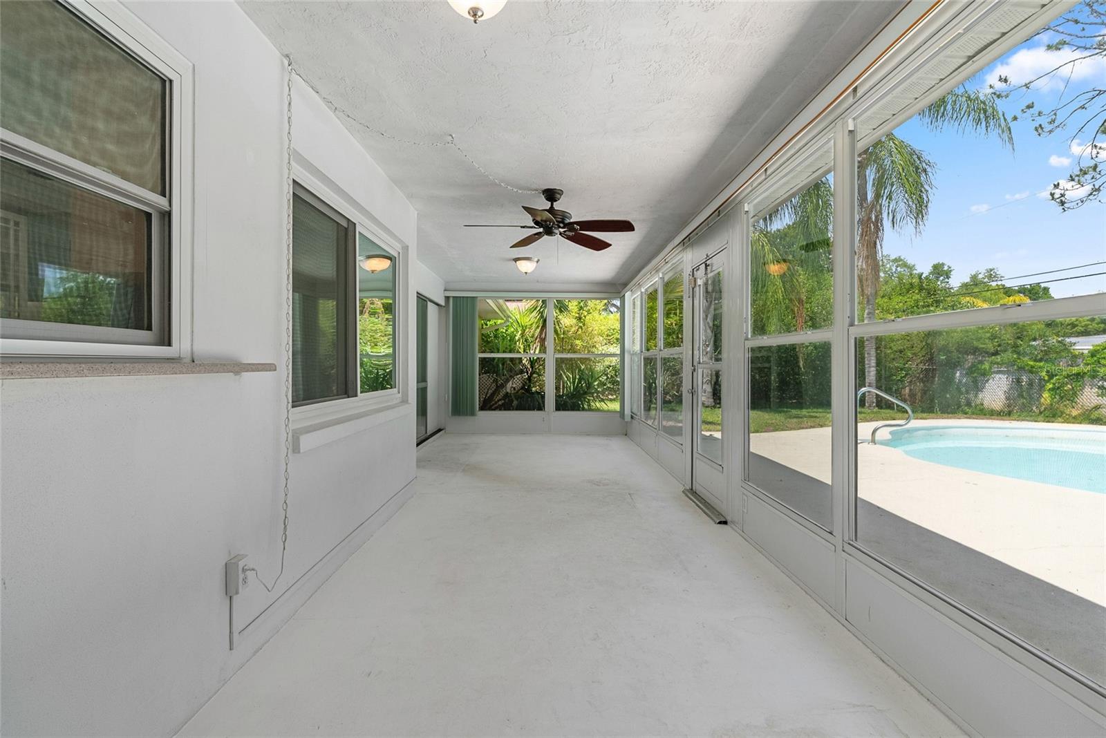 Image 34 of 47 For 1341 Ranchwood Drive