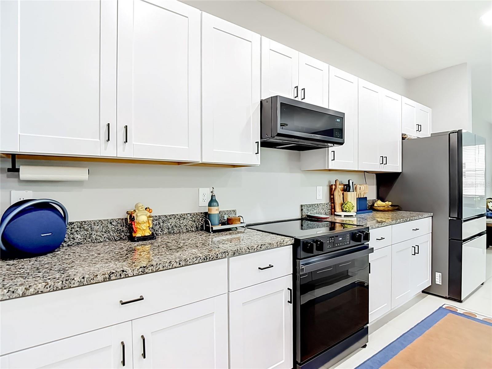 Image 16 of 85 For 10801 Fort White Court