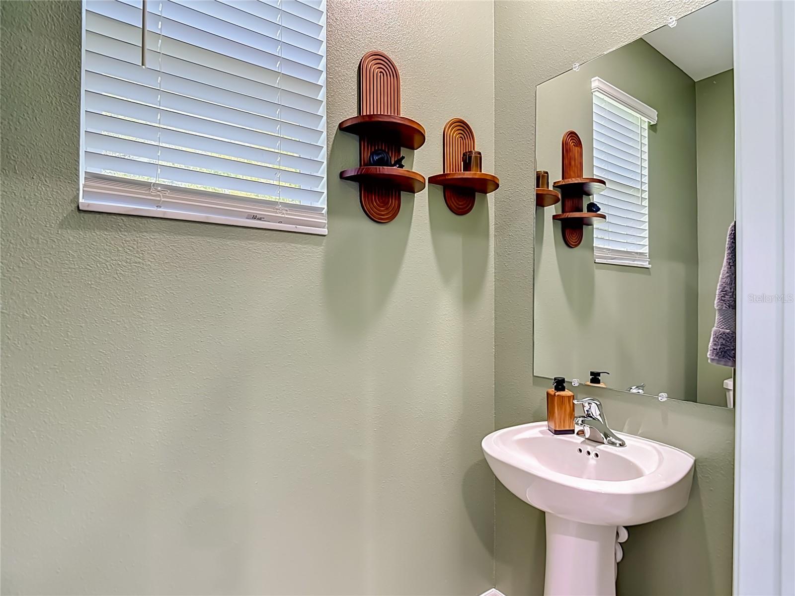 Image 32 of 85 For 10801 Fort White Court