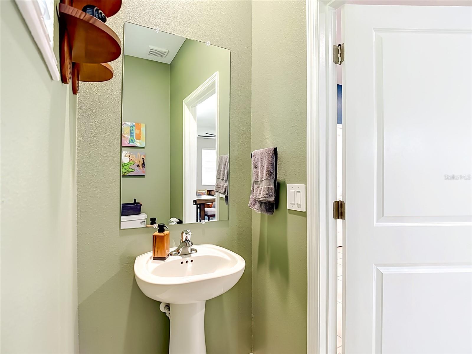 Image 33 of 85 For 10801 Fort White Court
