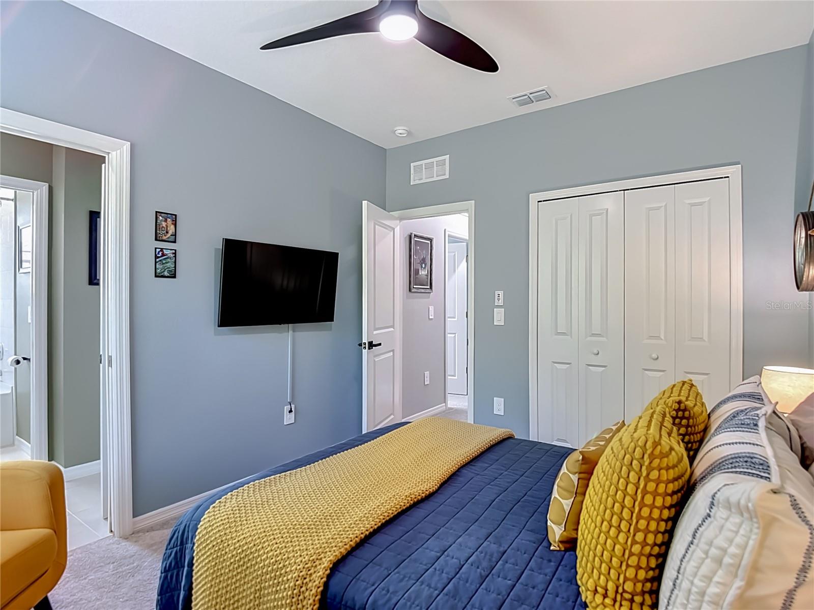 Image 49 of 85 For 10801 Fort White Court