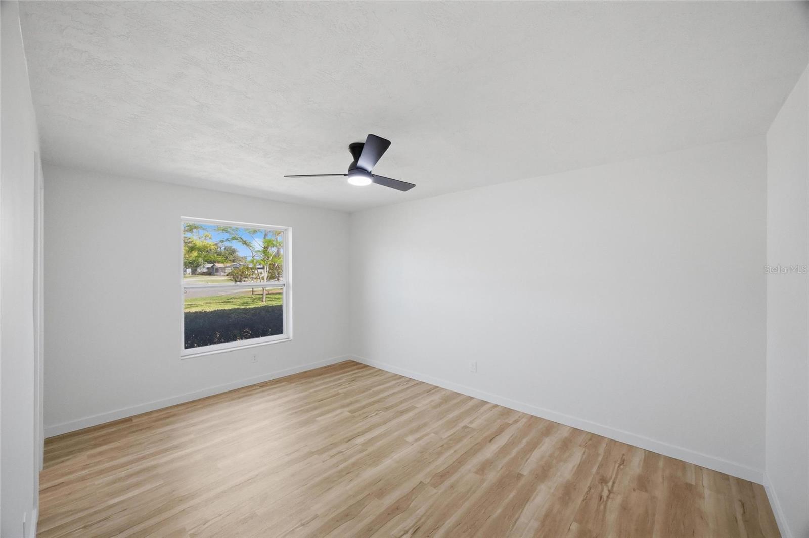 Image 31 of 50 For 7520 20th Street N