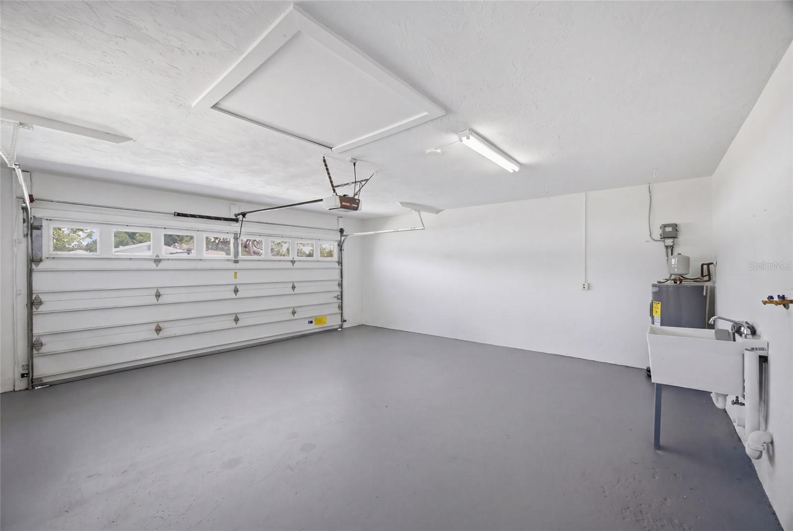 Image 37 of 50 For 7520 20th Street N