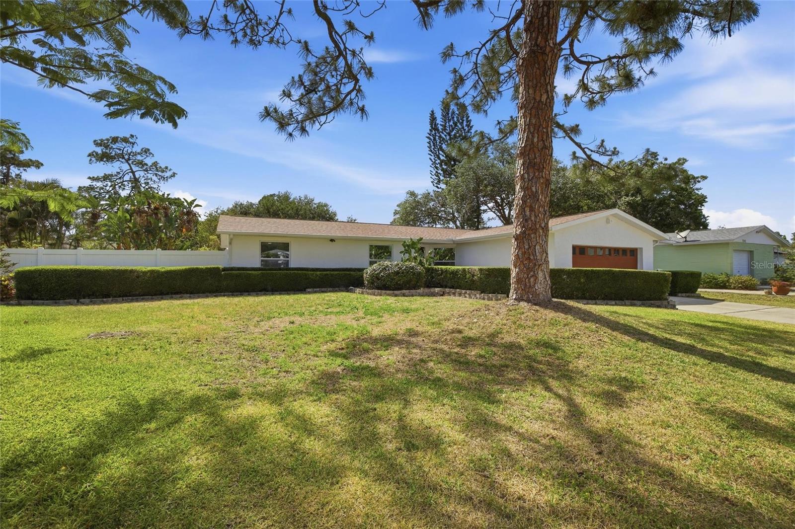 Image 5 of 50 For 7520 20th Street N