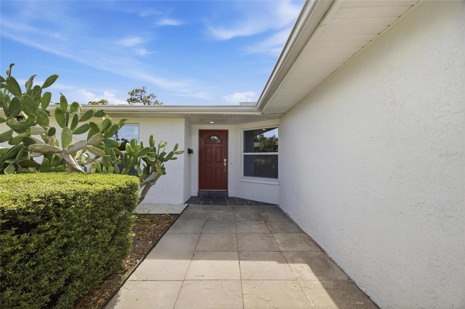 Image 6 of 50 For 7520 20th Street N