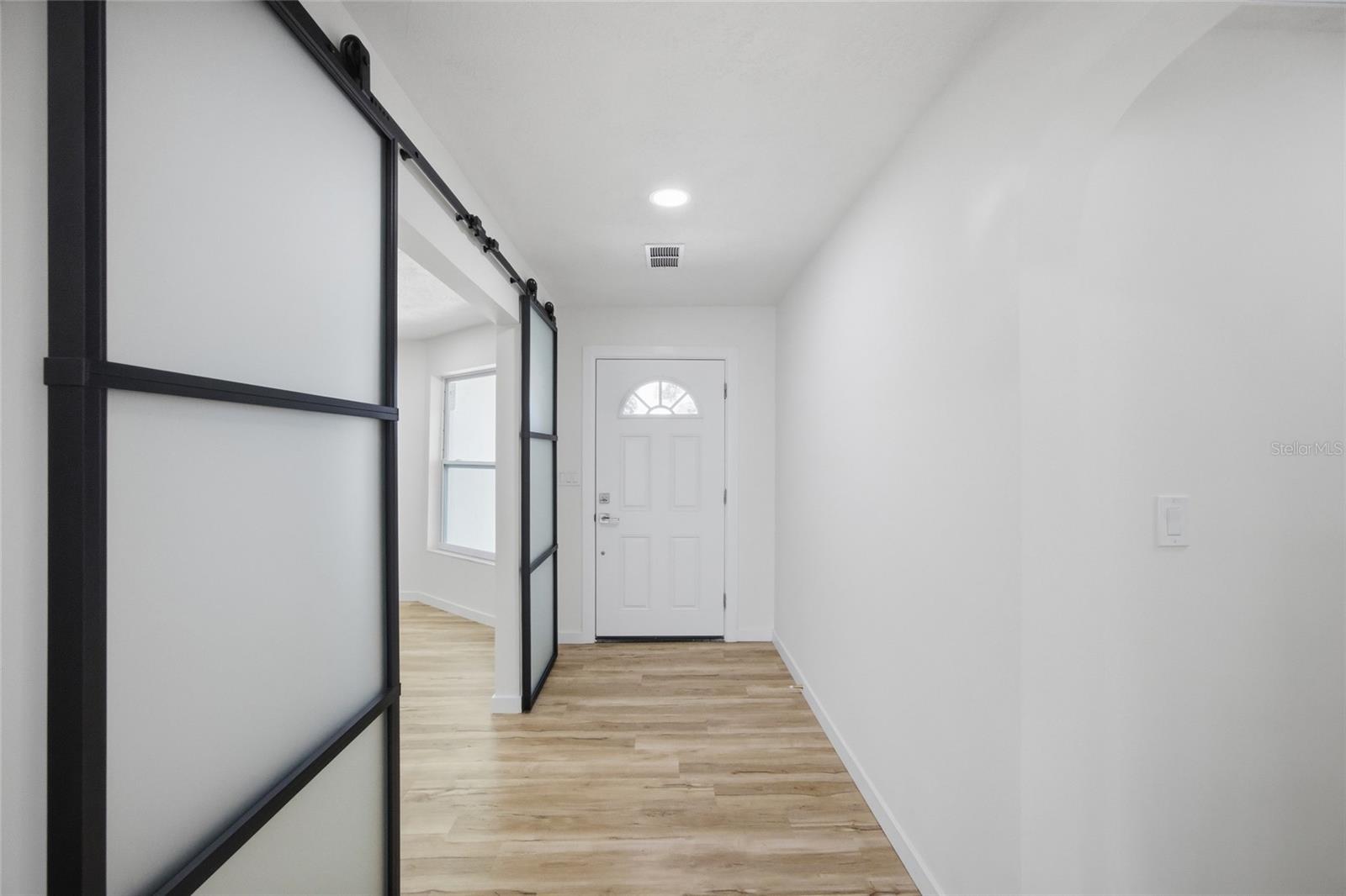 Image 7 of 50 For 7520 20th Street N