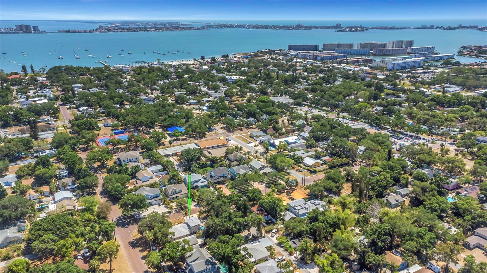 Listing photo id 55 for 2525 53rd Street S
