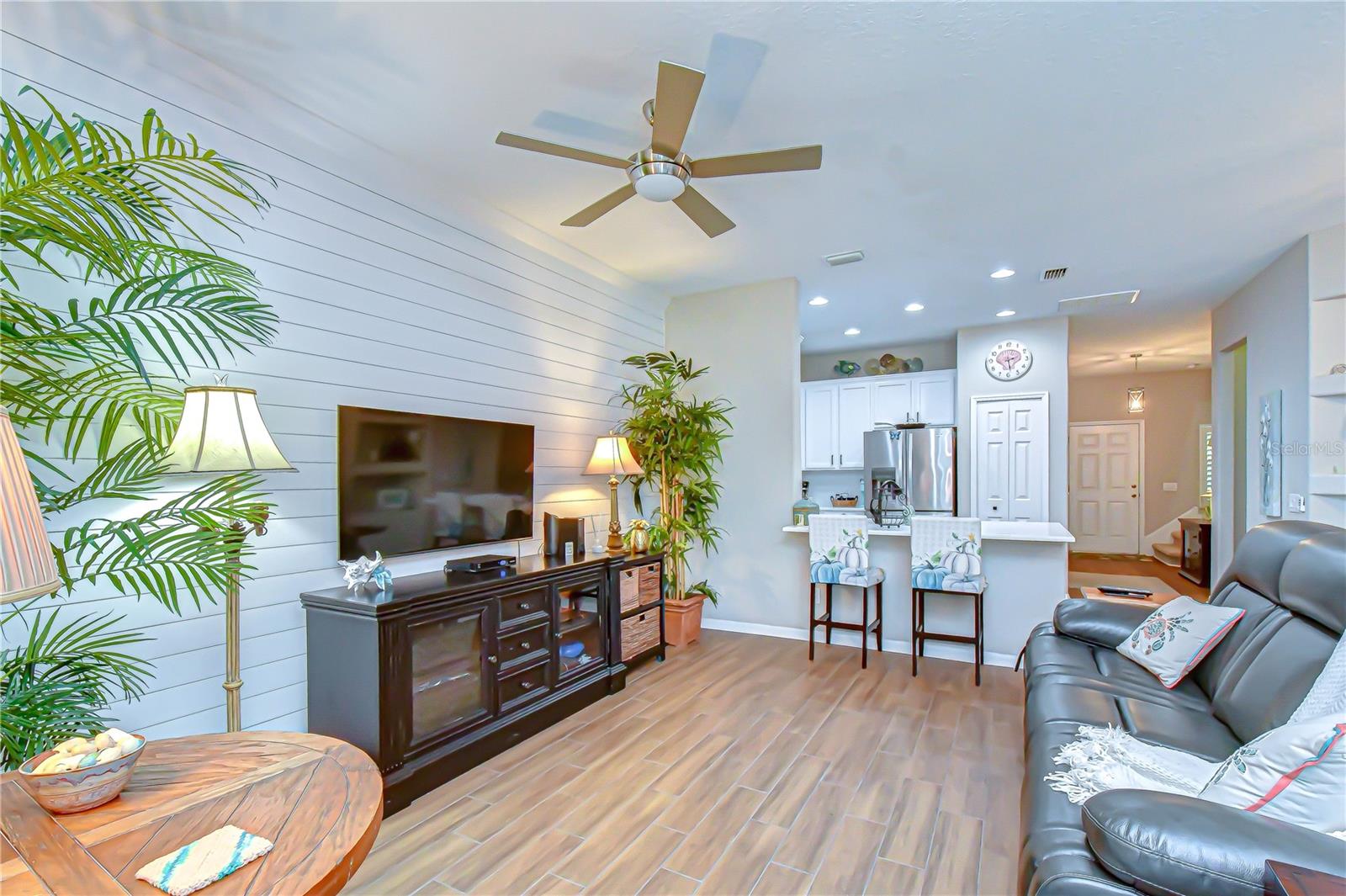 Image 13 of 48 For 2938 Lochcarron Drive