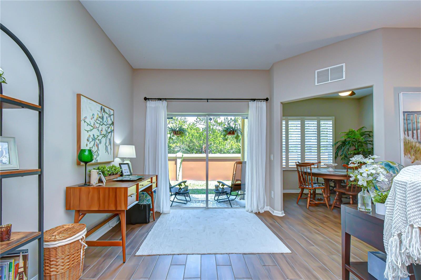 Image 16 of 48 For 2938 Lochcarron Drive