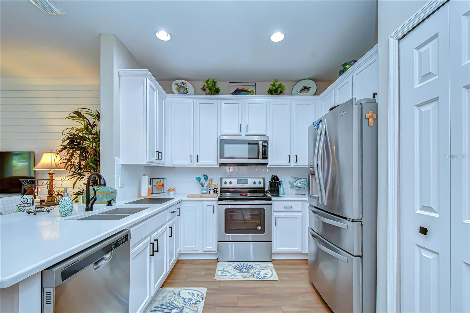 Image 6 of 48 For 2938 Lochcarron Drive