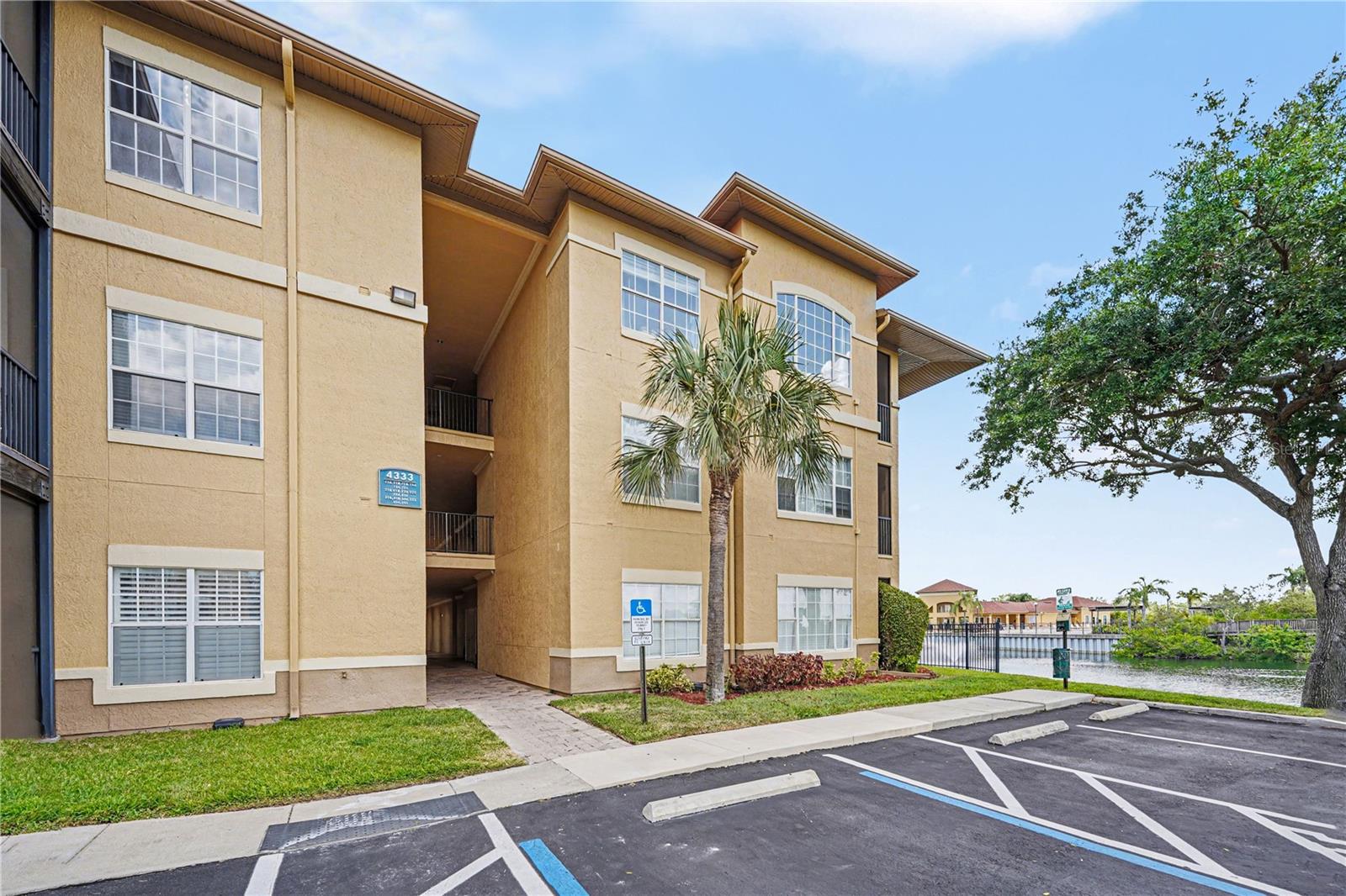 Details for 4333 Bayside Village Drive 120, TAMPA, FL 33615