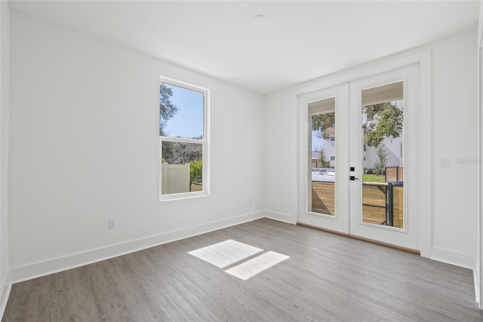 Image 8 of 43 For 301 15th Street N